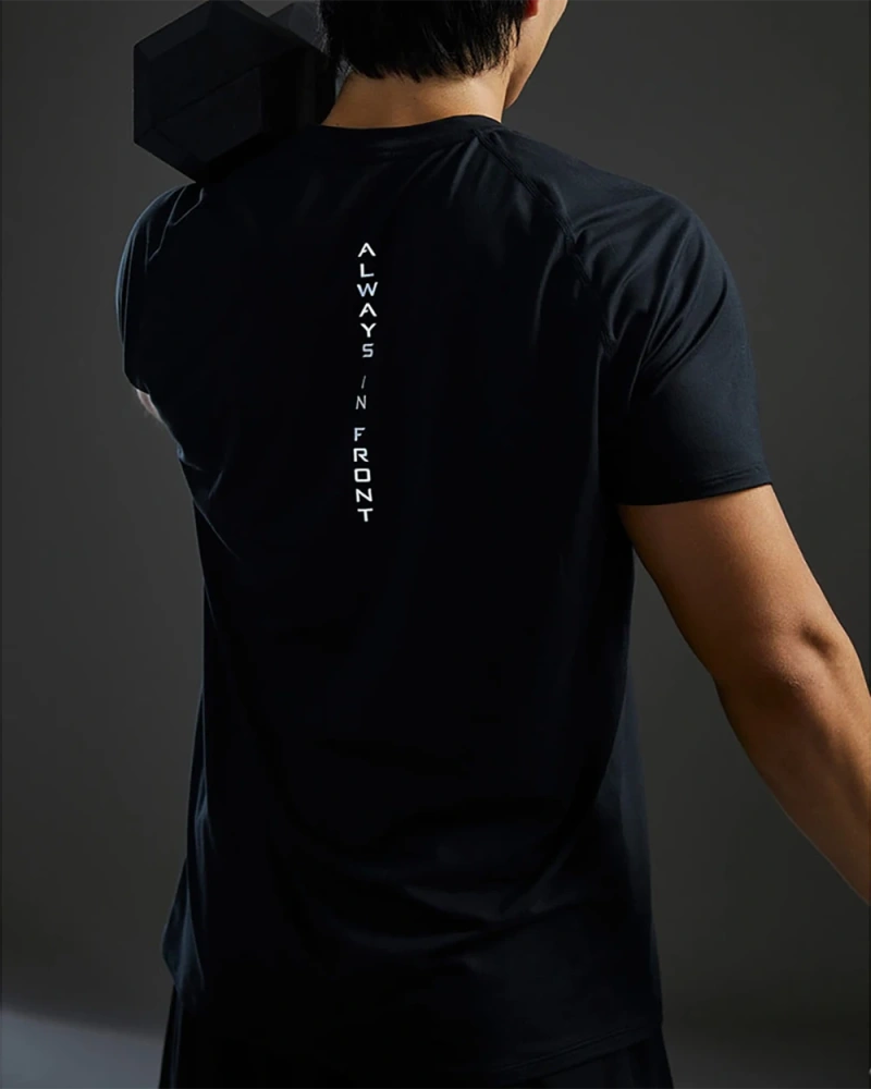 Футболка TYR Men's ClimaDry Raglan Tech Tee Big Logo - Solid