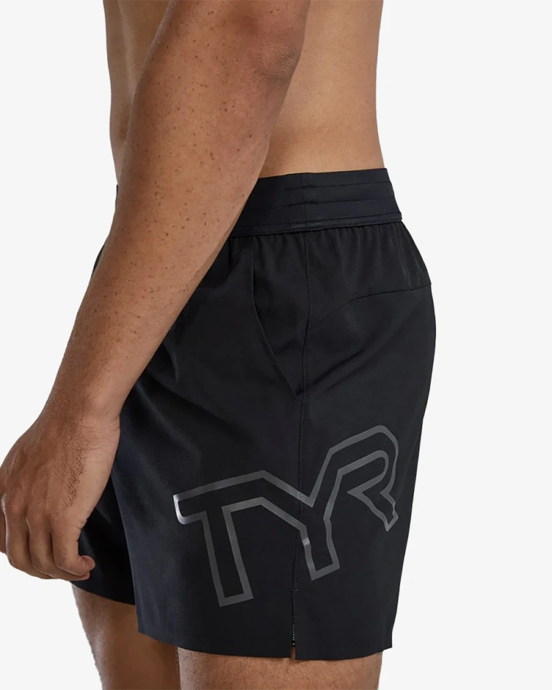 Шорты TYR Анброкен Анлайнд 5", черный